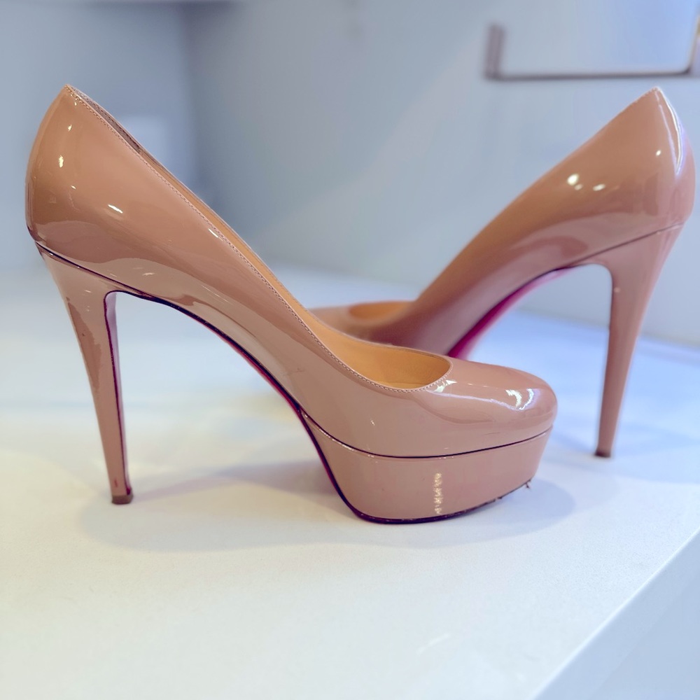 Christian Louboutin Bianca 120 patent calf size 39.5!! Only worn a few times